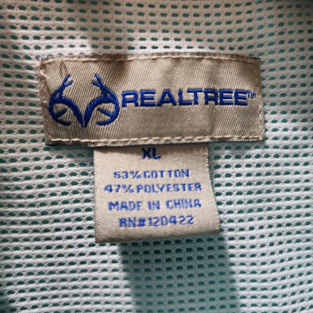 Realtree Aqua blue Short sleeve button down shirt Size XL NWT - Picture 5 of 8